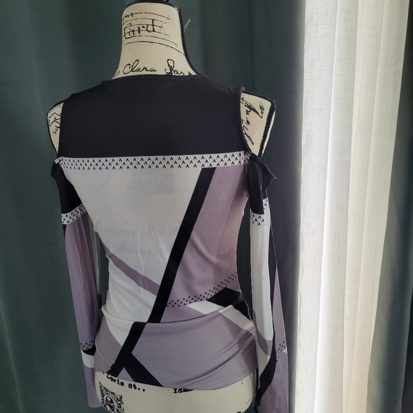 Top - Picture 3 of 3